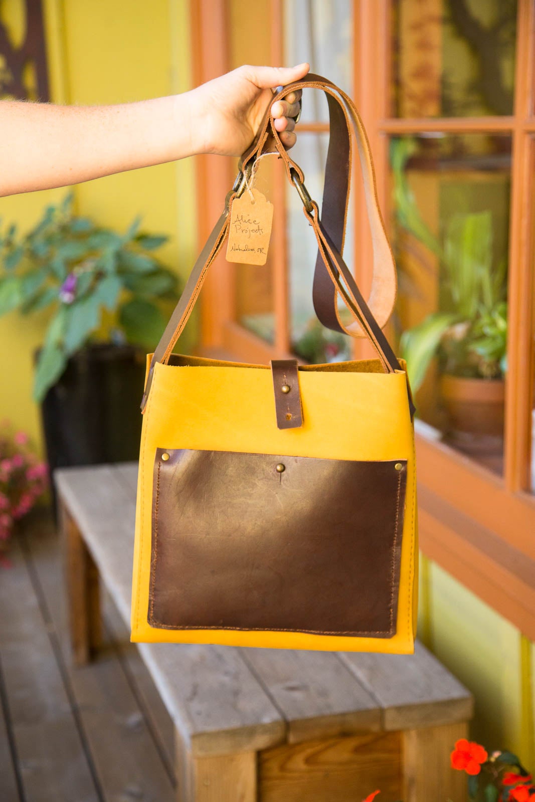 Mustard yellow shoulder hotsell bag